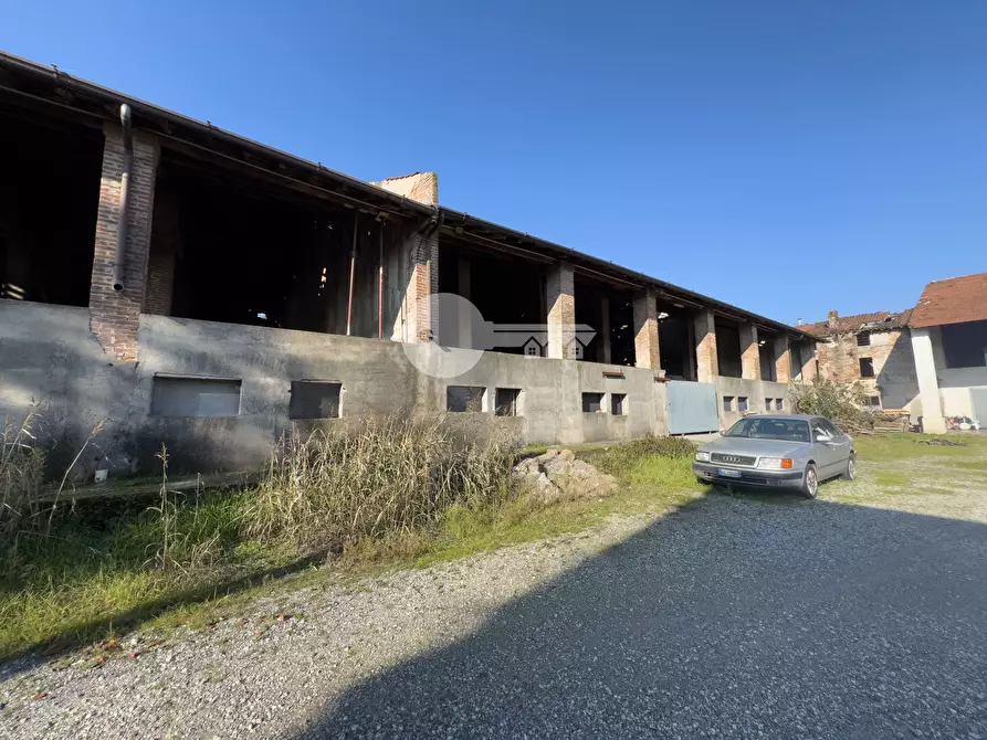 Immagine 21 di Rustico / casale in vendita  in Via Sessanta a Bagnolo Mella