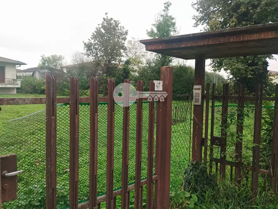 Immagine 2 di Terreno residenziale in vendita  in Via Caterina dell'Olmo a Bagnolo Mella