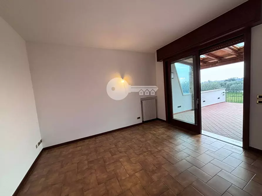 Immagine 24 di Casa indipendente in vendita  a Manerba Del Garda