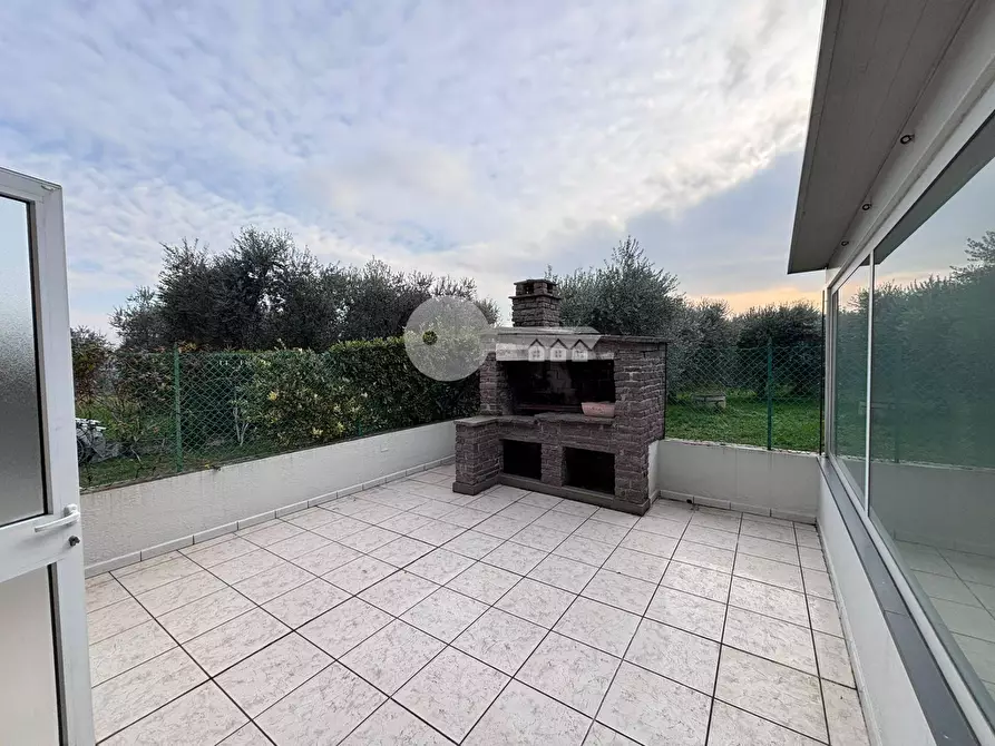 Immagine 26 di Casa indipendente in vendita  a Manerba Del Garda