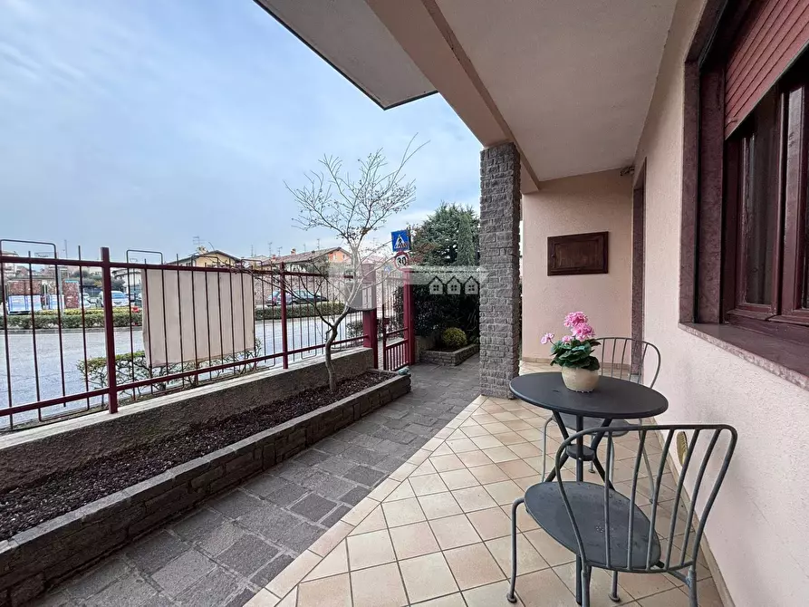 Immagine 23 di Casa indipendente in vendita  a Manerba Del Garda