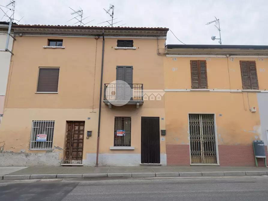 Immagine 1 di Casa indipendente in vendita  in Via Garibaldi a Volongo