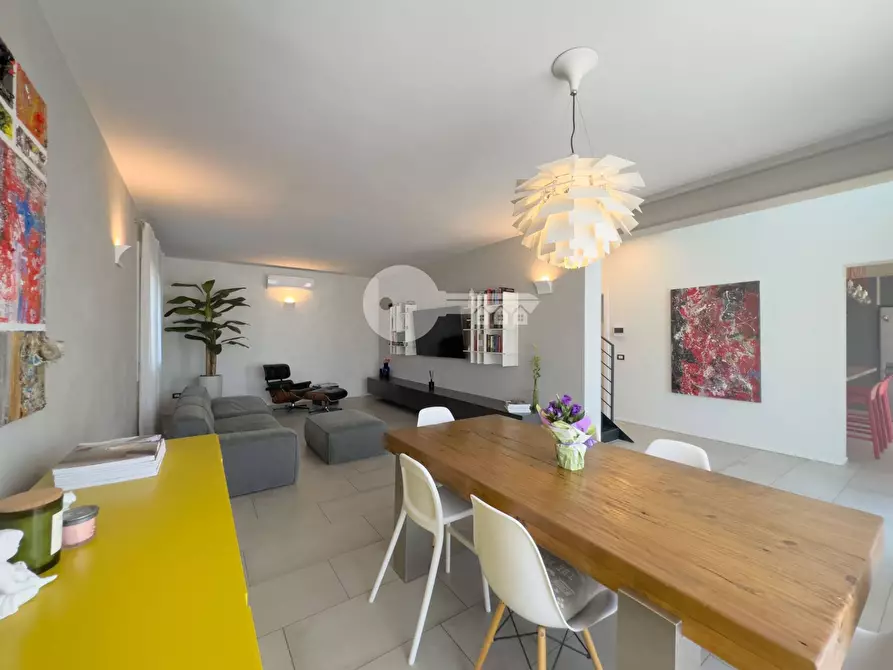 Immagine 11 di Villa in vendita  in VIA G. Rossini a Ghedi