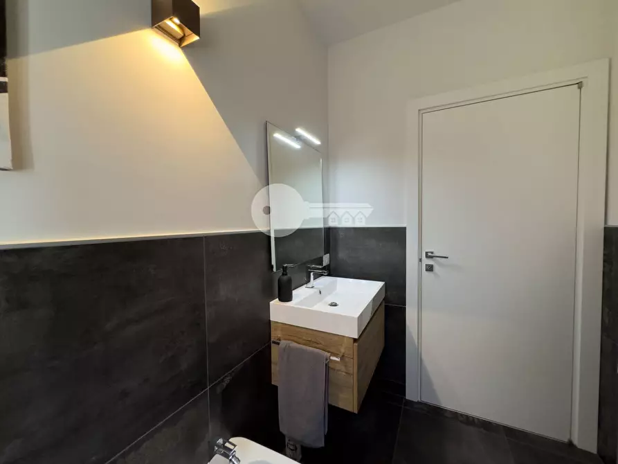 Immagine 20 di Villa in vendita  in VIA G. Rossini a Ghedi