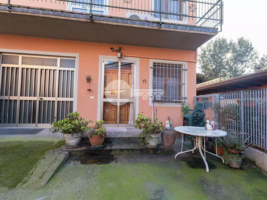 Immagine 3 di Villa in vendita  in Via Albini a Leno
