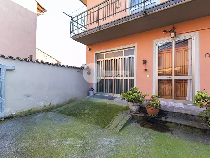 Immagine 4 di Villa in vendita  in Via Albini a Leno