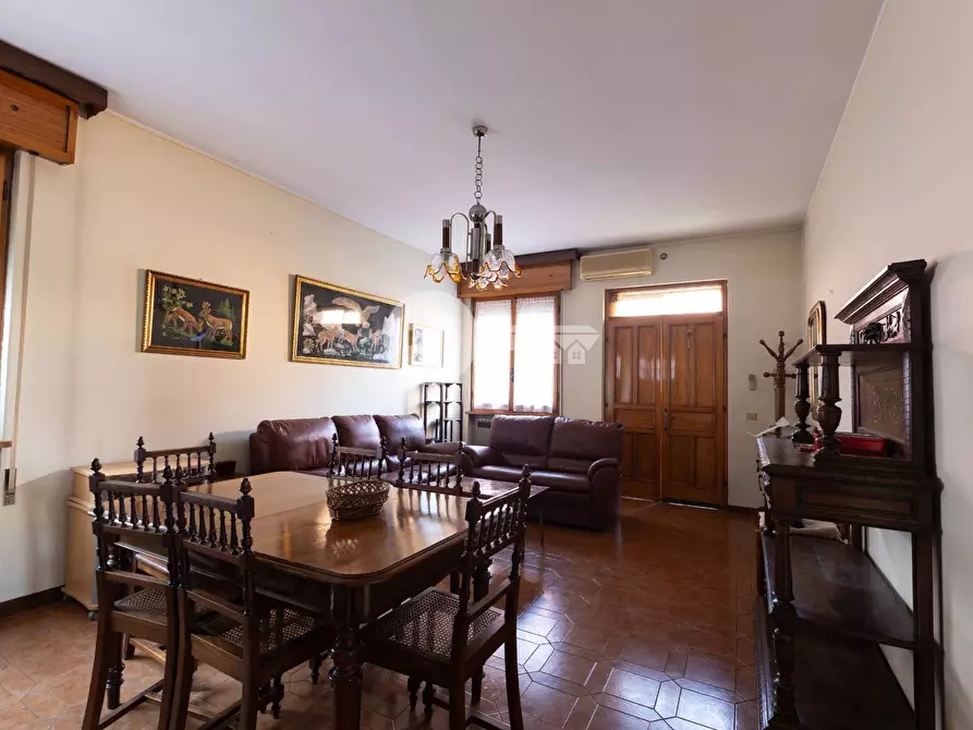 Immagine 7 di Villa in vendita  in Via Albini a Leno