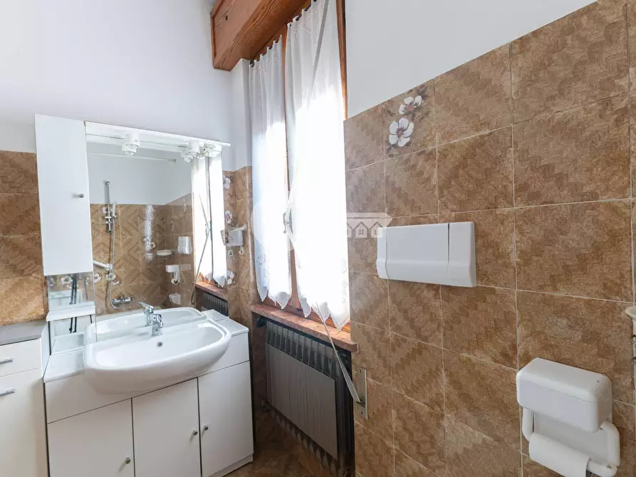 Immagine 26 di Villa in vendita  in Via Albini a Leno