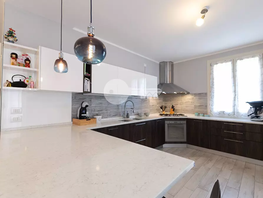 Immagine 14 di Villetta a schiera in vendita  in Via Sant'Angela Merici a Montichiari