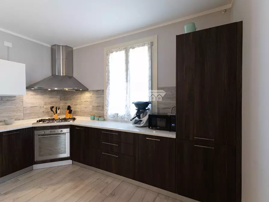 Immagine 15 di Villetta a schiera in vendita  in Via Sant'Angela Merici a Montichiari