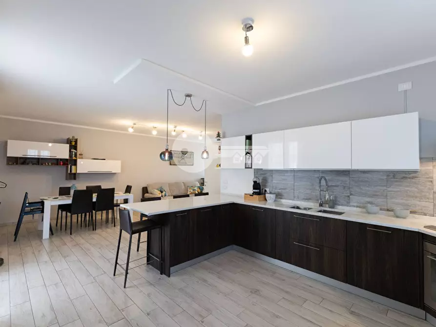 Immagine 18 di Villetta a schiera in vendita  in Via Sant'Angela Merici a Montichiari