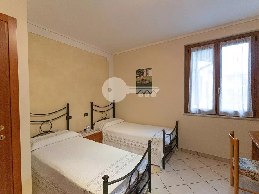 Immagine 25 di Casa bifamiliare in vendita  in Via Grazia Deledda a Ghedi