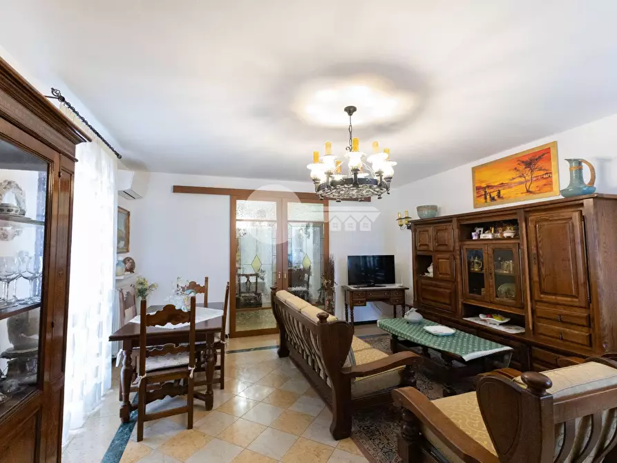 Immagine 11 di Casa bifamiliare in vendita  in Via Usignolo a Milzano