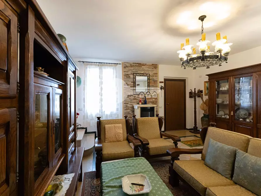 Immagine 16 di Casa bifamiliare in vendita  in Via Usignolo a Milzano