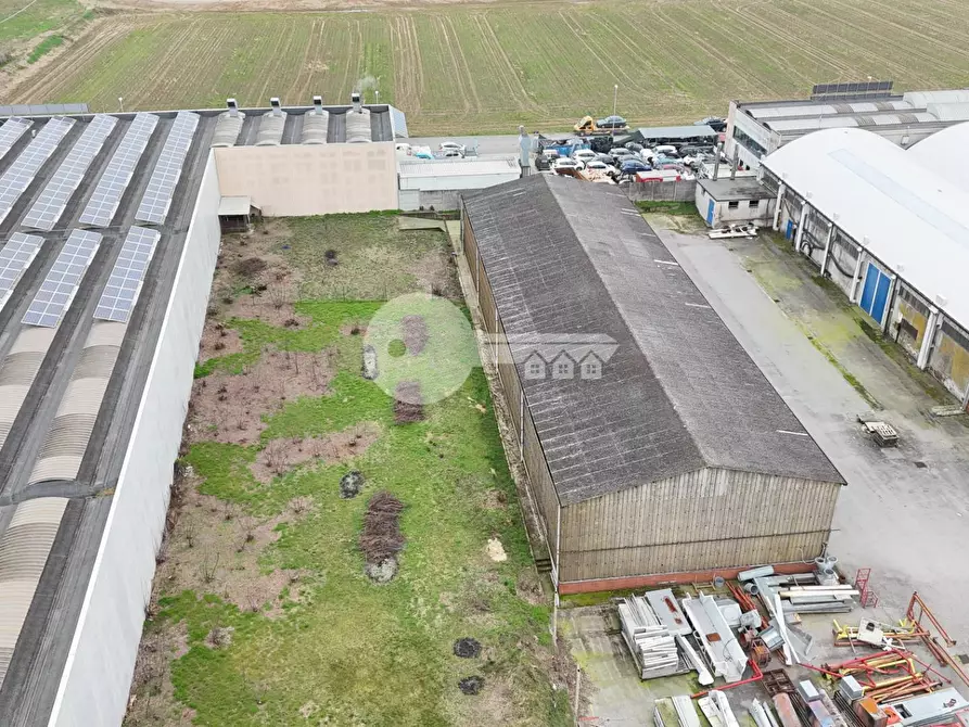 Immagine 21 di Locale commerciale in vendita  in Via Brescia a Pontevico