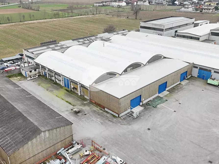 Immagine 5 di Locale commerciale in vendita  in Via Brescia a Pontevico