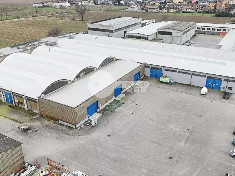 Immagine 9 di Locale commerciale in vendita  in Via Brescia a Pontevico