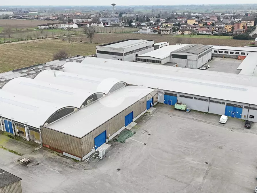 Immagine 13 di Locale commerciale in vendita  in Via Brescia a Pontevico