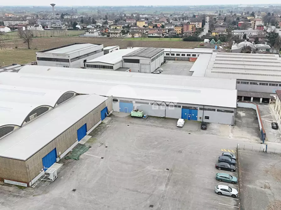 Immagine 12 di Locale commerciale in vendita  in Via Brescia a Pontevico