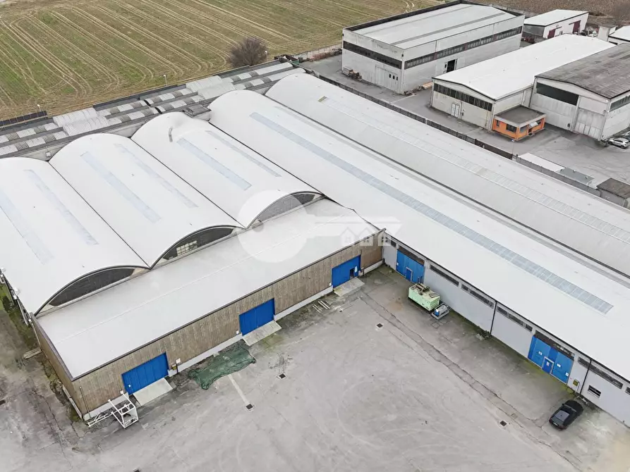 Immagine 15 di Locale commerciale in vendita  in Via Brescia a Pontevico