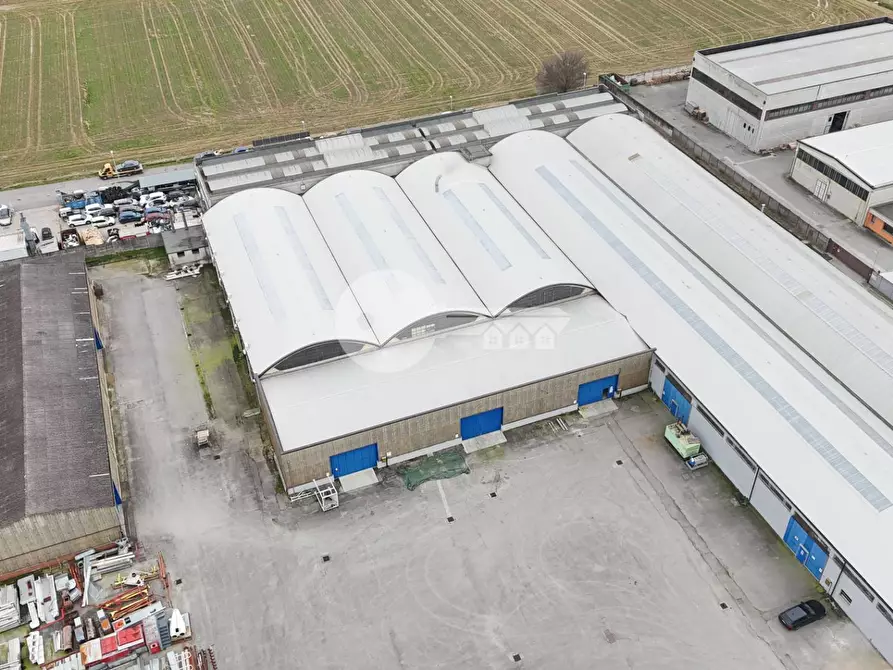 Immagine 18 di Locale commerciale in vendita  in Via Brescia a Pontevico