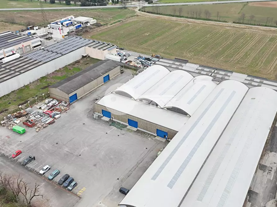 Immagine 26 di Locale commerciale in vendita  in Via Brescia a Pontevico