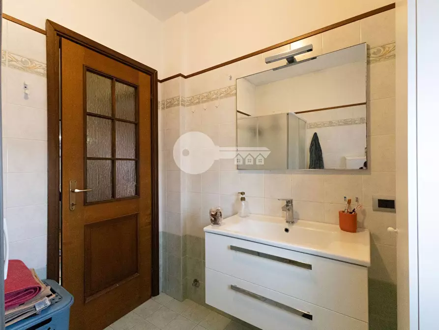 Immagine 21 di Villetta a schiera in vendita  in VIA QUASIMODO a Leno