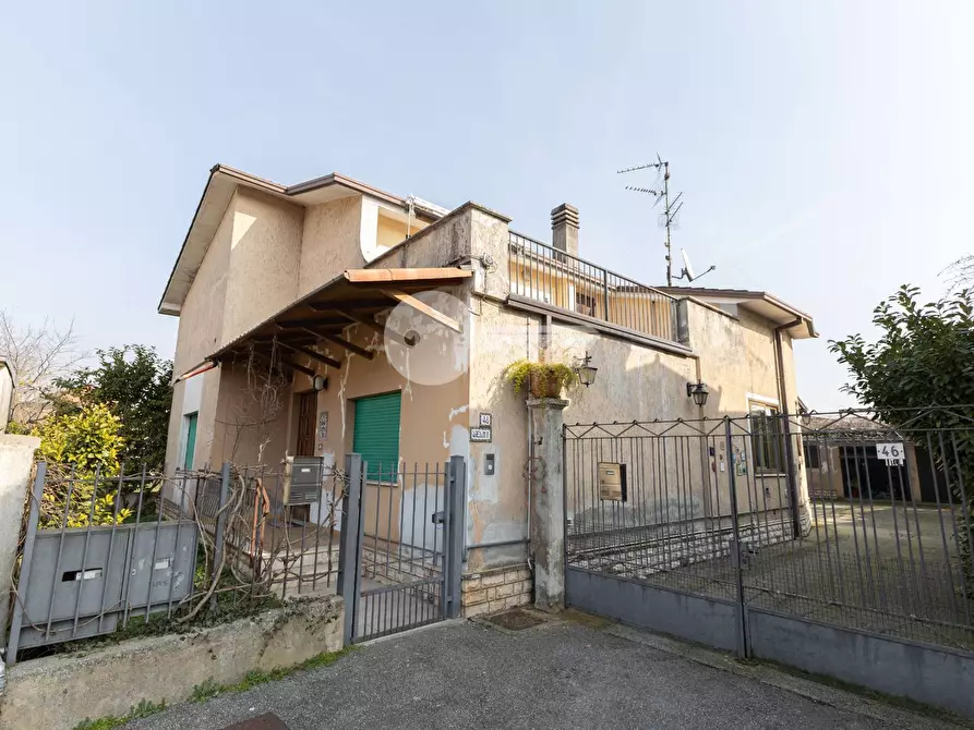 Immagine 2 di Villa in vendita  in via castenedolo a Ghedi