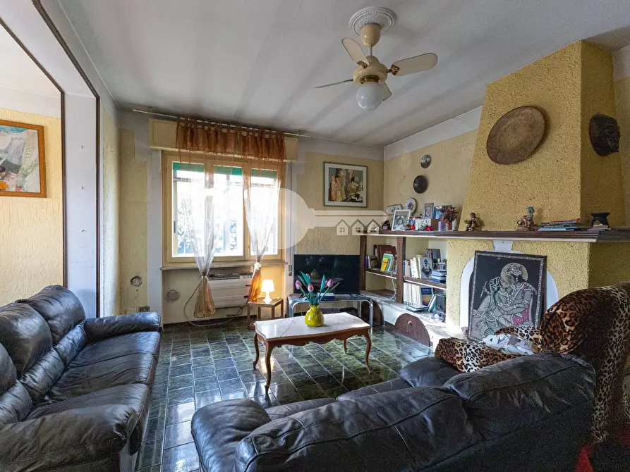 Immagine 10 di Villa in vendita  in via Castenedolo a Ghedi