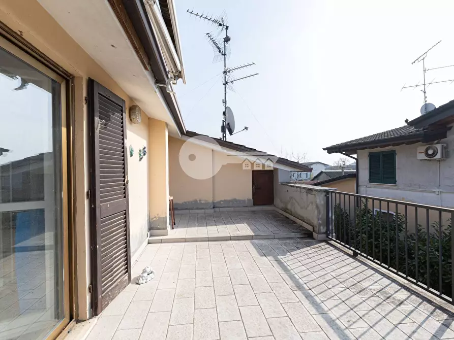 Immagine 17 di Villa in vendita  in via Castenedolo a Ghedi