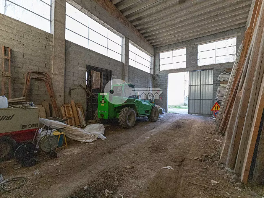 Immagine 4 di Magazzino in vendita  in VIA CANOSSI a Pralboino