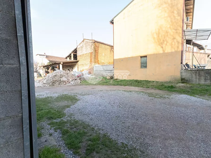 Immagine 8 di Magazzino in vendita  in VIA CANOSSI a Pralboino