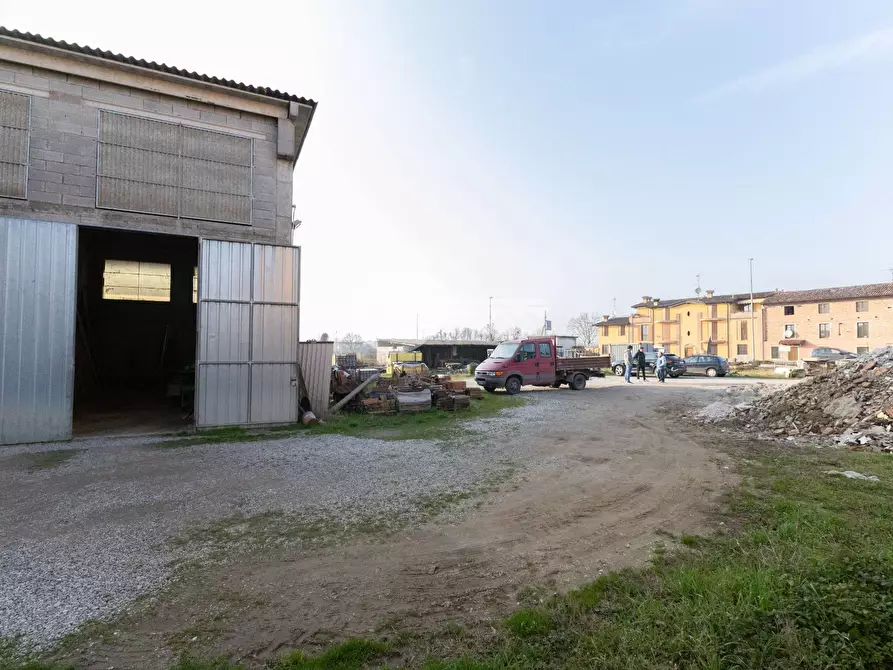 Immagine 9 di Magazzino in vendita  in VIA CANOSSI a Pralboino
