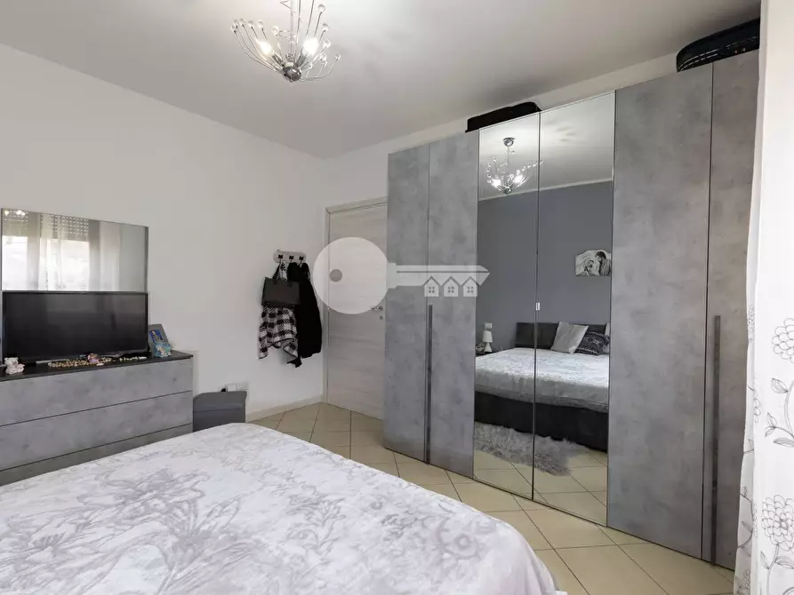 Immagine 12 di Appartamento in vendita  in Via Ugo Foscolo a Ghedi