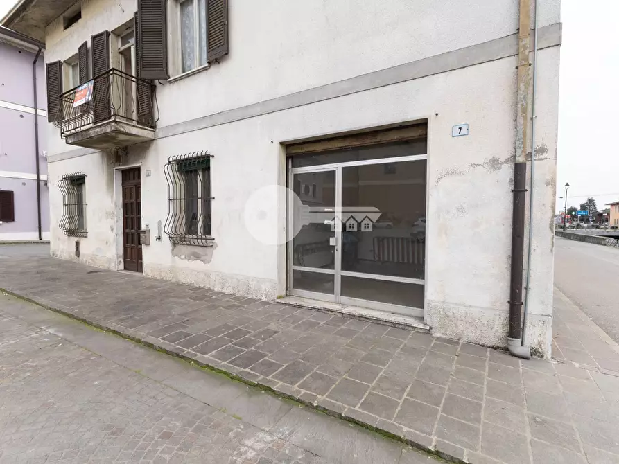 Immagine 24 di Villa in vendita  in Via XX Settembre a Isorella