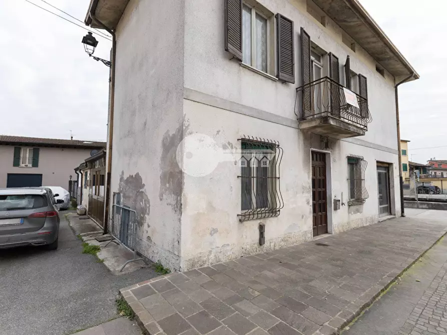 Immagine 27 di Villa in vendita  in Via XX Settembre a Isorella