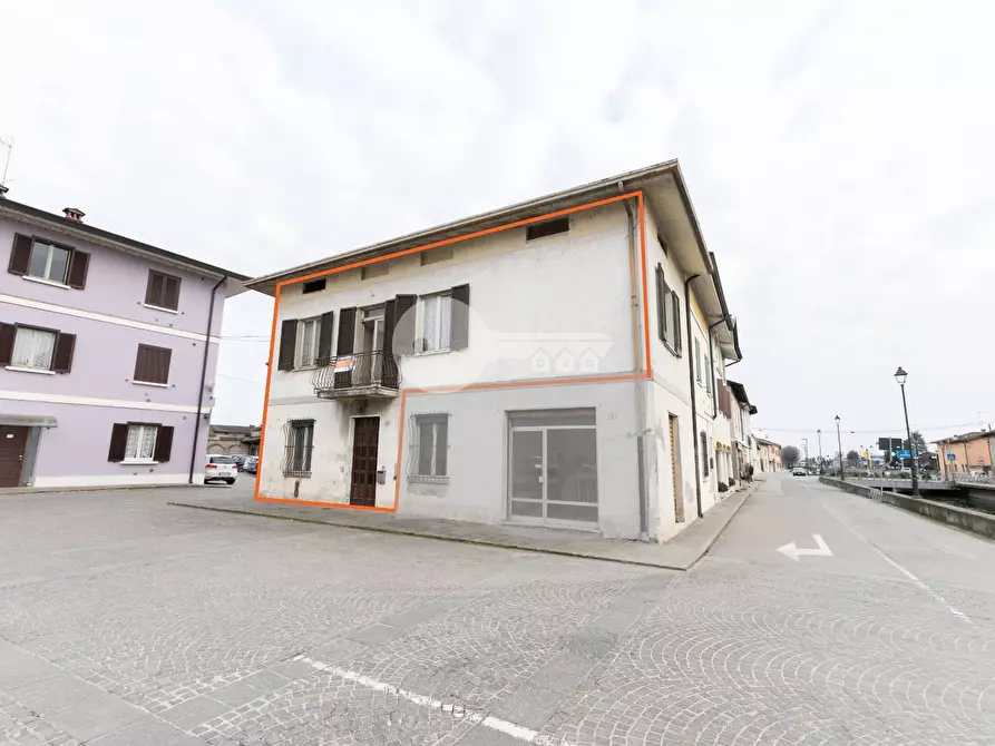 Immagine 2 di Villa in vendita  in Via XX Settembre a Isorella