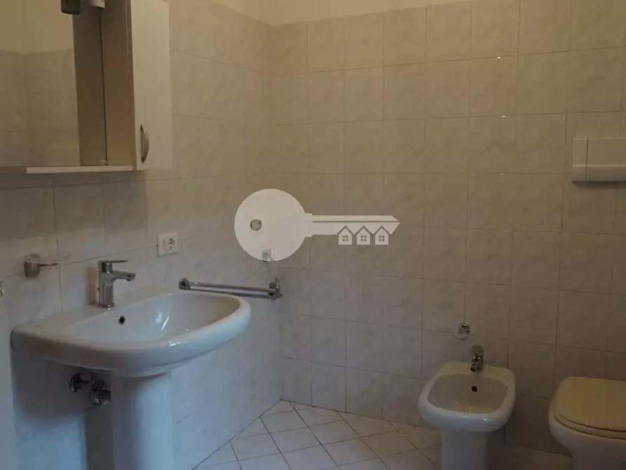 Immagine 13 di Appartamento in vendita  a Leno