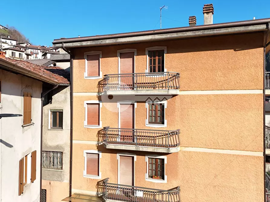 Immagine 2 di Appartamento in vendita  in Via Scaletti a Collio