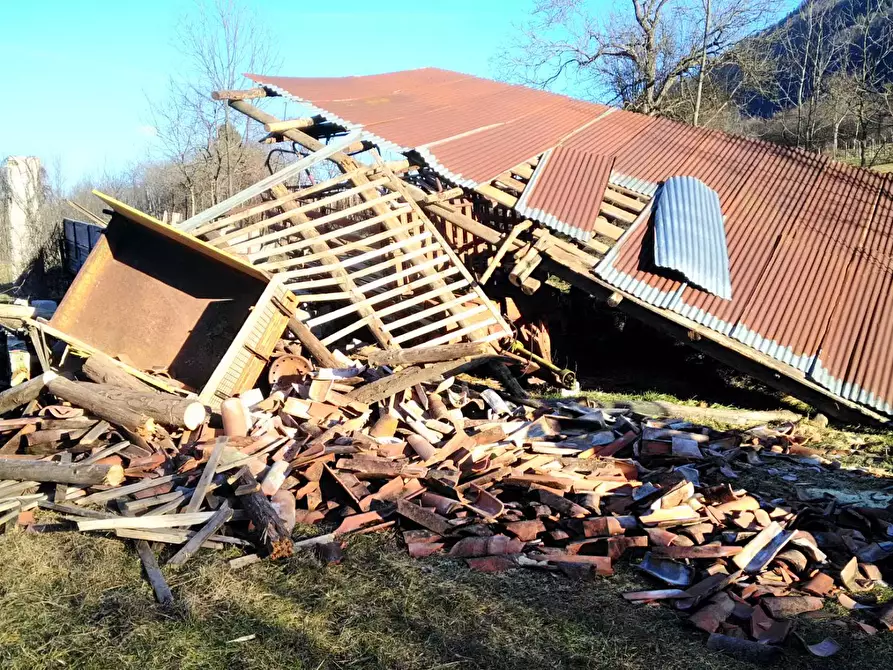 Immagine 3 di Terreno residenziale in vendita  in via bautole a Seren Del Grappa