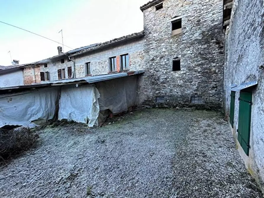 Immagine 4 di Casa semindipendente in vendita  in via colderu a Borgo Valbelluna