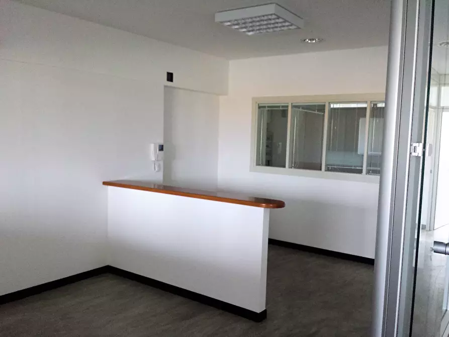 Immagine 7 di Laboratorio in affitto  in Via Gianbattista Morgagni a Verona