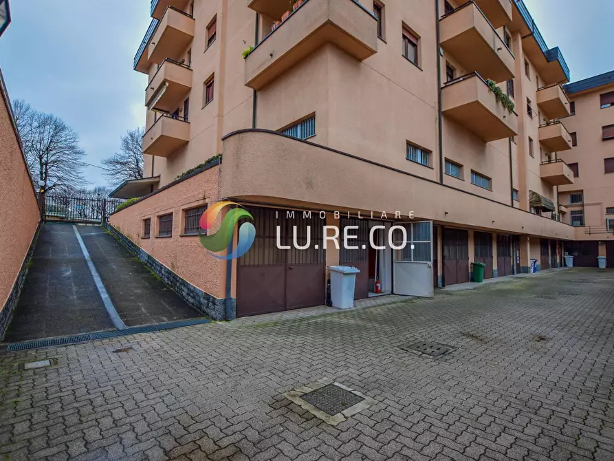 Immagine 21 di Locale commerciale in vendita  in VIA PACINOTTI a Lissone