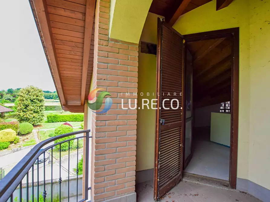 Immagine 16 di Villa in vendita  in via monte faito a Triuggio