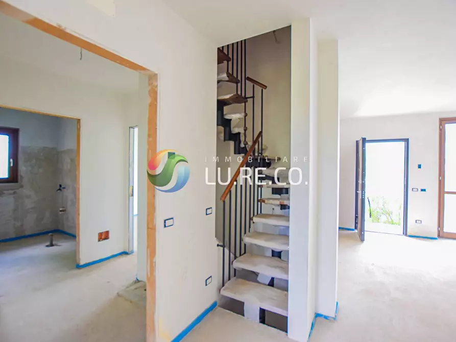 Immagine 12 di Villa in vendita  in via monte faito a Triuggio