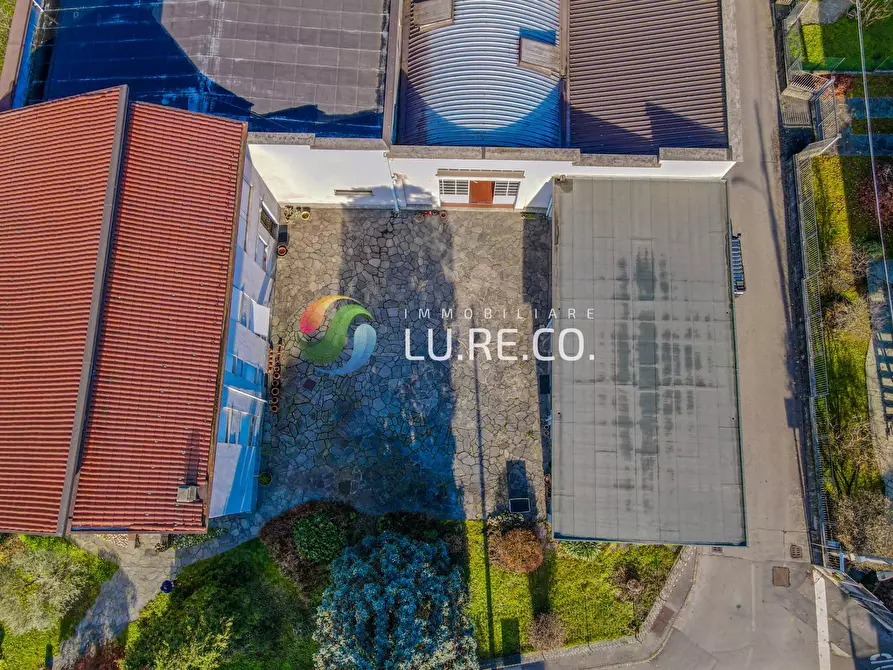 Immagine 7 di Palazzo in vendita  in VIA DON SIRTORI a Arosio