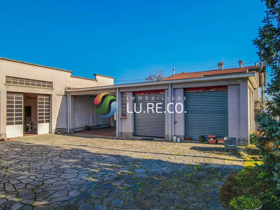 Immagine 14 di Palazzo in vendita  in VIA DON SIRTORI a Arosio