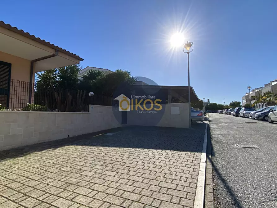Immagine 10 di Villetta a schiera in vendita  in Via Vittorio Veneto a Monopoli