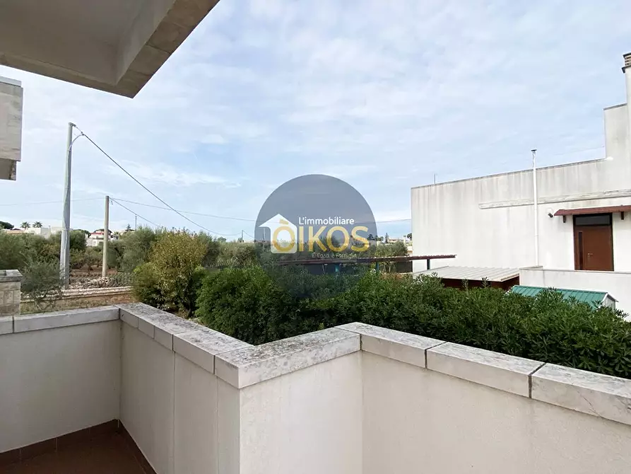 Immagine 25 di Villa in vendita  in Via Giuseppe Inzucchi a Castellana Grotte