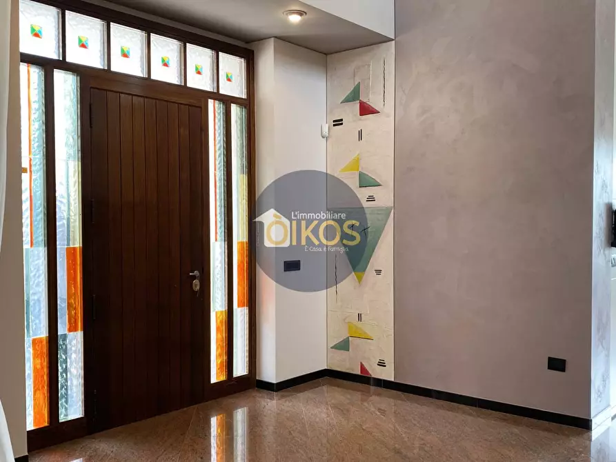 Immagine 28 di Villa in vendita  in Via Giuseppe Inzucchi a Castellana Grotte